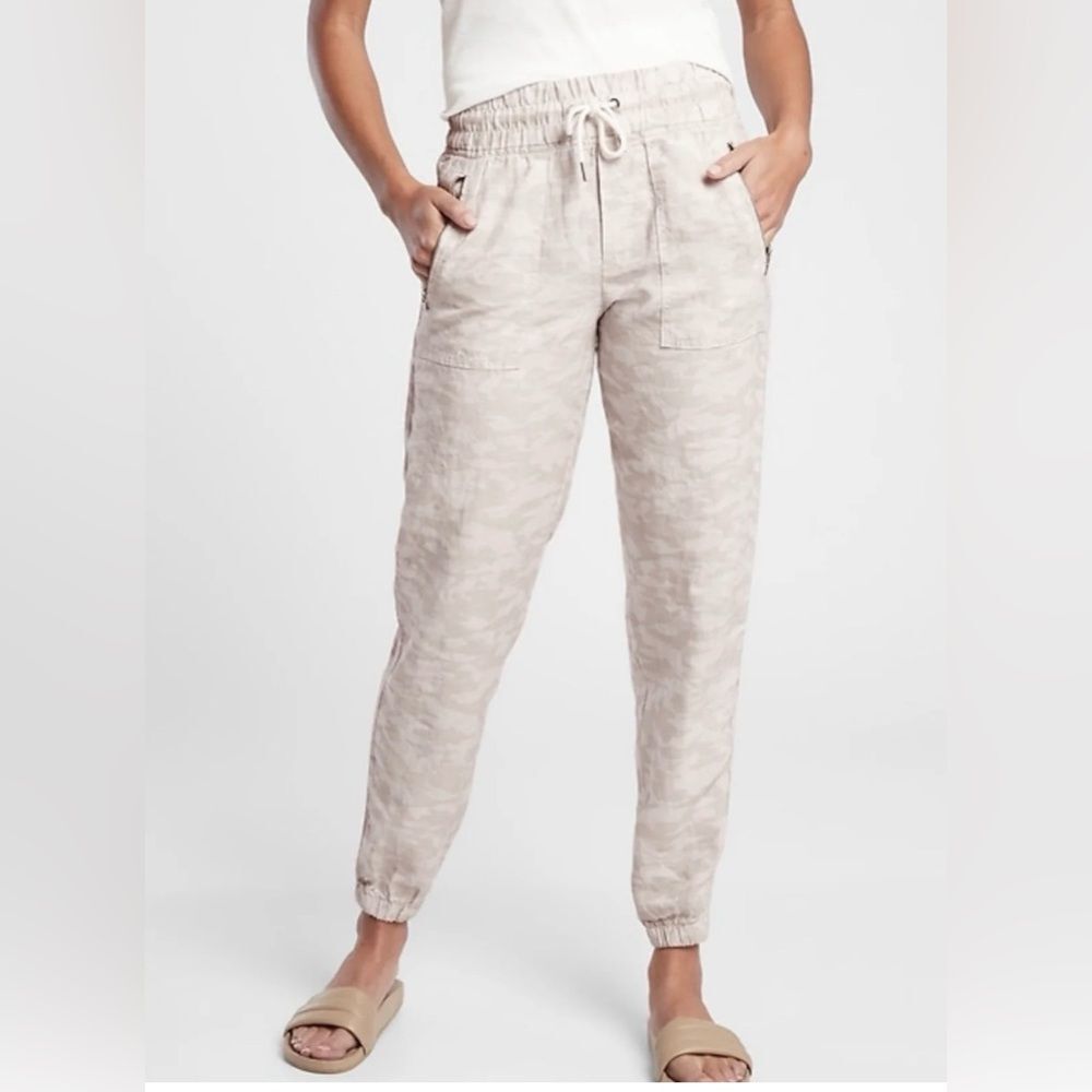 Athleta Cabo Tide Linen Jogger Pants in Tan and Cream Camo Size 14